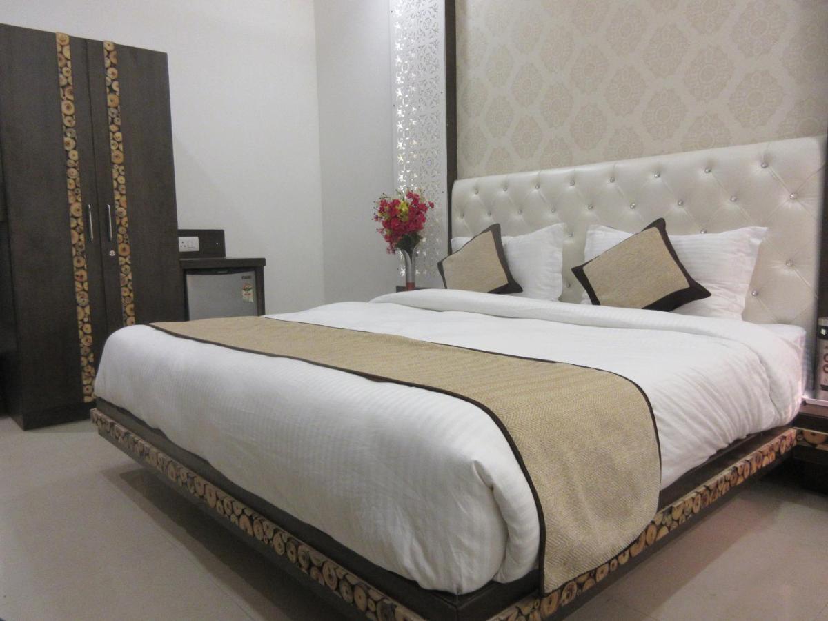 Riya Palace Agra  Eksteriør bilde