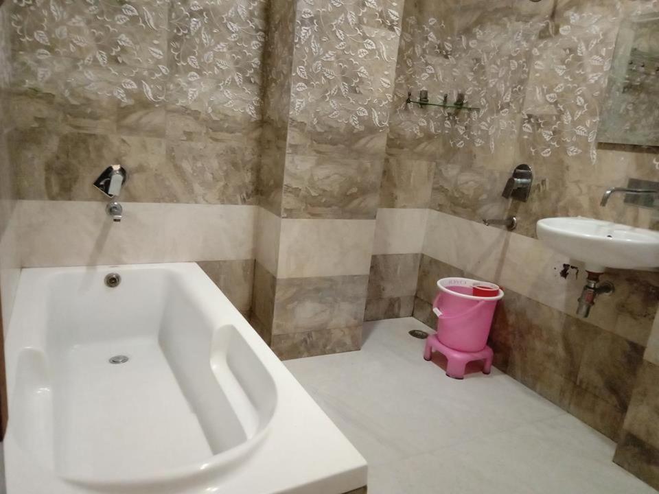 Riya Palace Agra  Eksteriør bilde