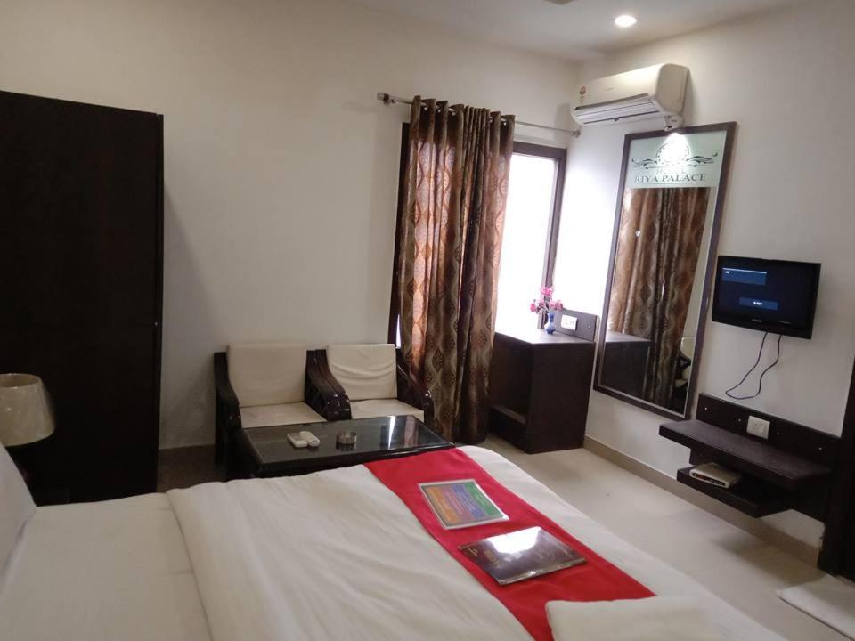 Riya Palace Agra  Eksteriør bilde